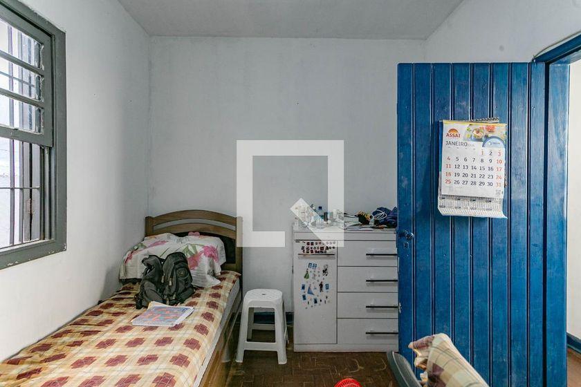 Casa à Venda – Bosque da Saúde, 2 Quartos, 100 m² – São Paulo