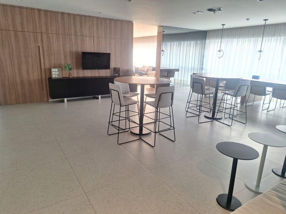 Apartamento com 28 m² e 1 quarto à venda e aluguel em Perdizes