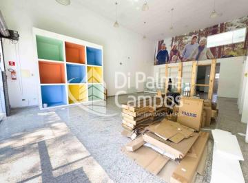 Salão para alugar com 192m² no Ipiranga em frente ao Hospital São Camilo.