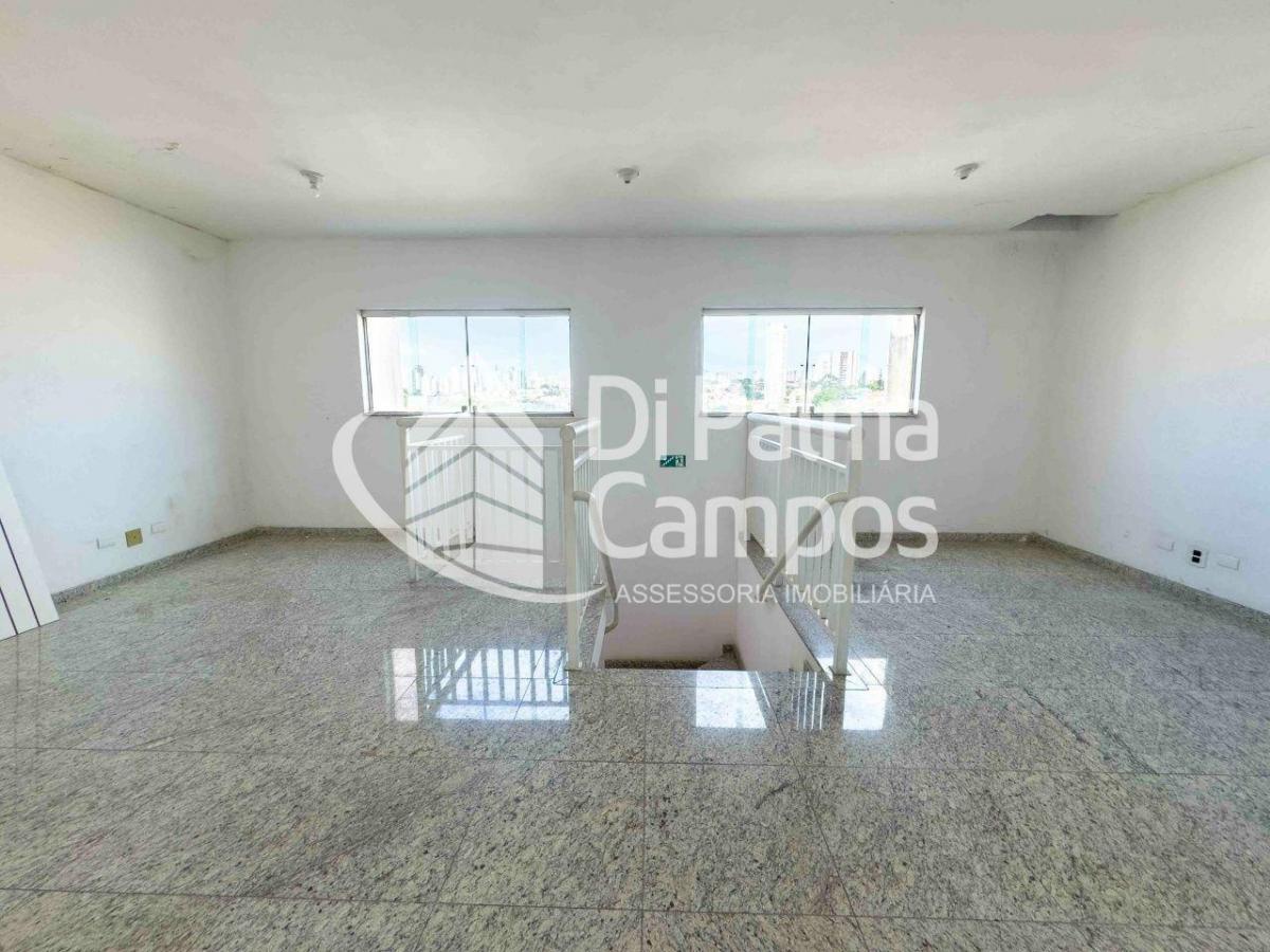 Salão para alugar com 192m² no Ipiranga em frente ao Hospital São Camilo.