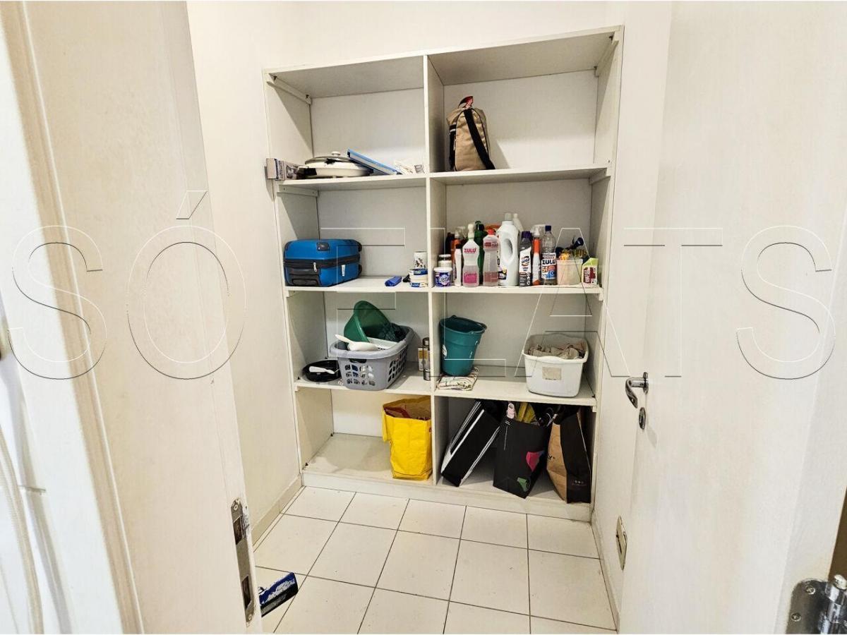 Apartamento alto padrão 210m² com 3 suítes e 4 vagas na Granja Julieta
