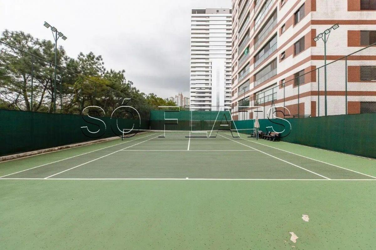 Apartamento alto padrão 210m² com 3 suítes e 4 vagas na Granja Julieta