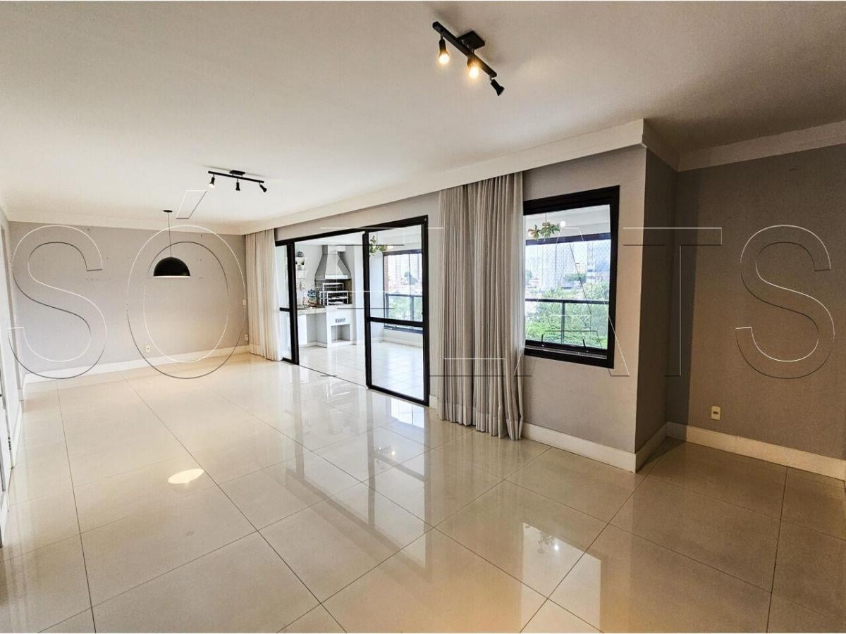 Apartamento alto padrão 210m² com 3 suítes e 4 vagas na Granja Julieta