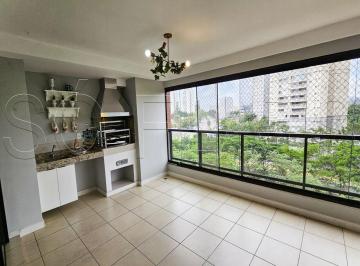 Apartamento alto padrão 210m² com 3 suítes e 4 vagas na Granja Julieta