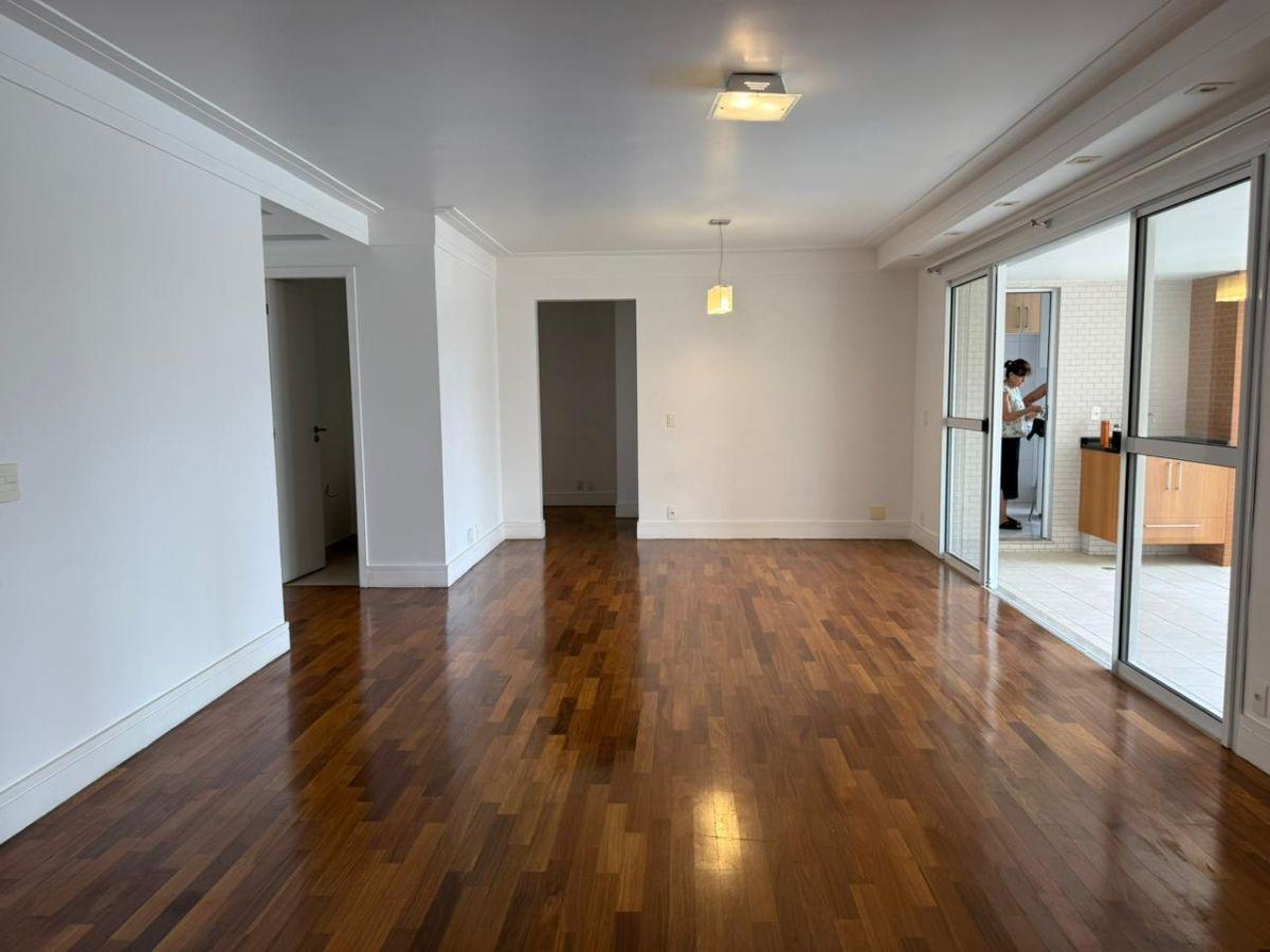 Apartamento com 3 quartos, 142 m² em aluguel, Cidade São Francisco