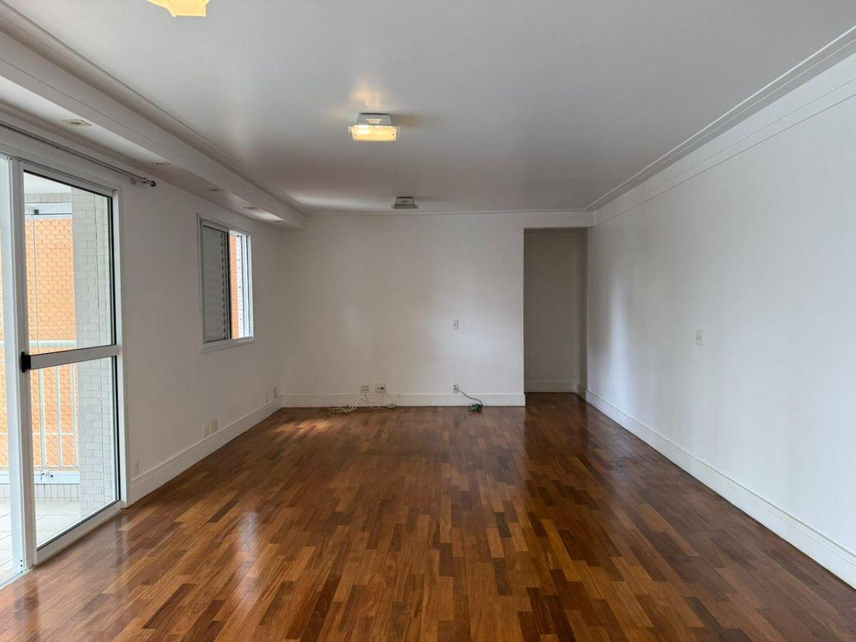 Apartamento com 3 quartos, 142 m² em aluguel, Cidade São Francisco