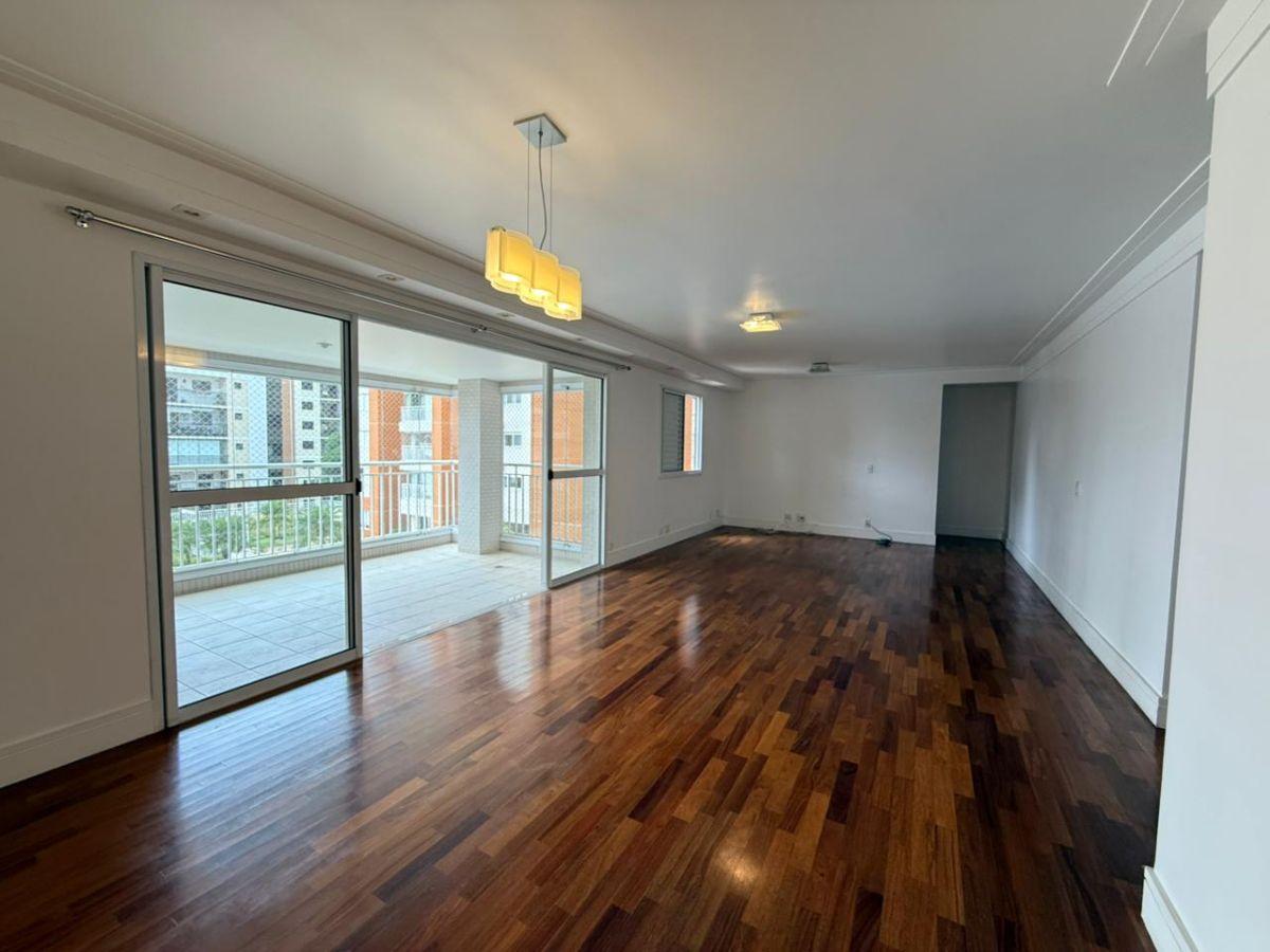 Apartamento com 3 quartos, 142 m² em aluguel, Cidade São Francisco
