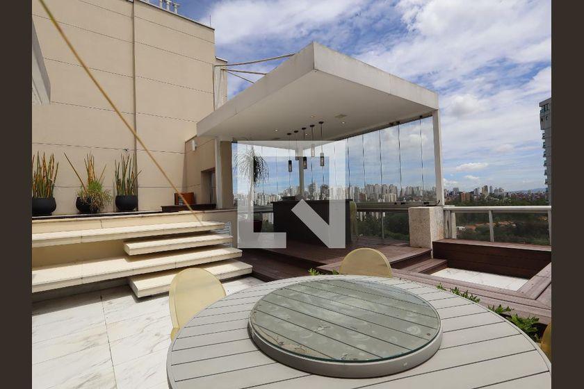 Apartamento à Venda – Panamby, 3 Quartos, 340 m² – São Paulo