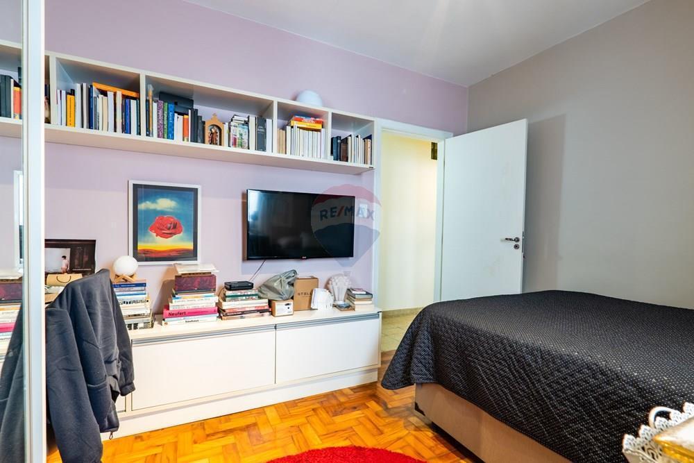 Casa à venda na Rua Heitor Penteado com 132m² 4 Quartos 1 Suíte na Edícula Potencial Comercial