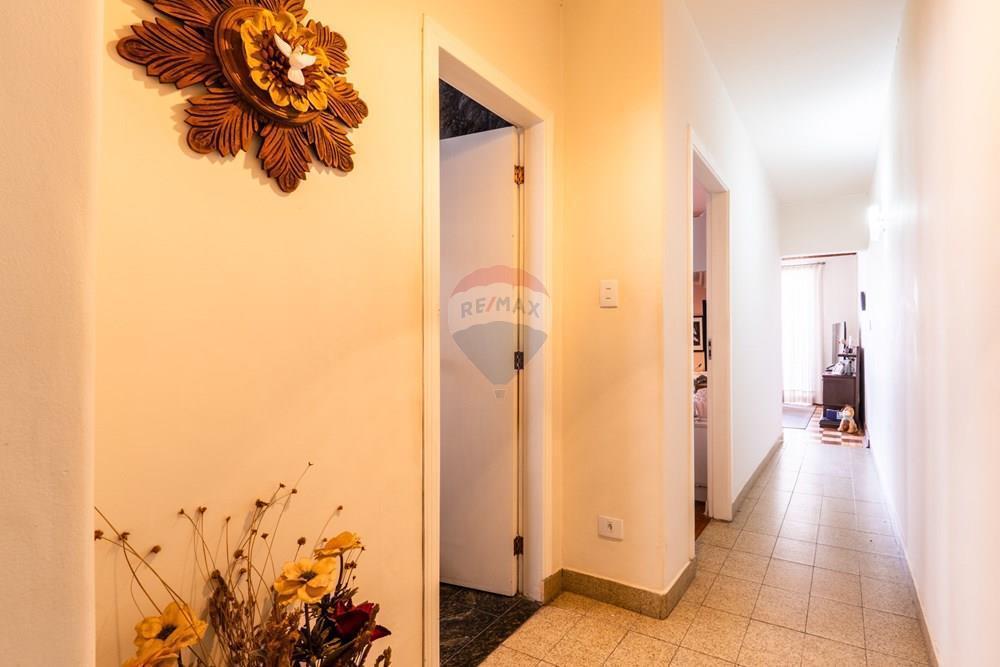 Casa à venda na Rua Heitor Penteado com 132m² 4 Quartos 1 Suíte na Edícula Potencial Comercial
