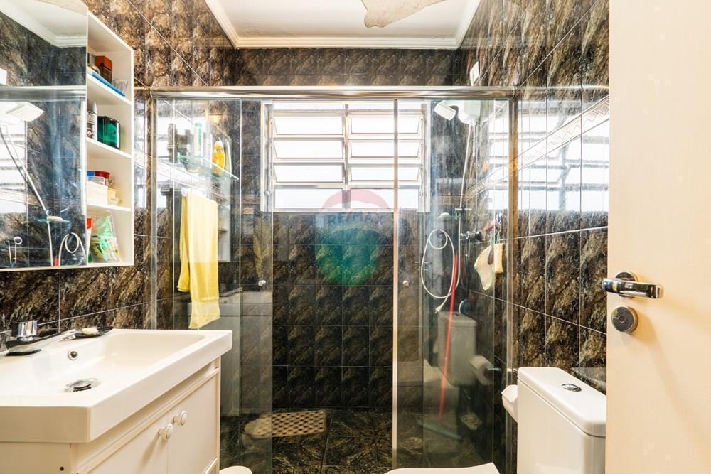 Casa à venda na Rua Heitor Penteado com 132m² 4 Quartos 1 Suíte na Edícula Potencial Comercial