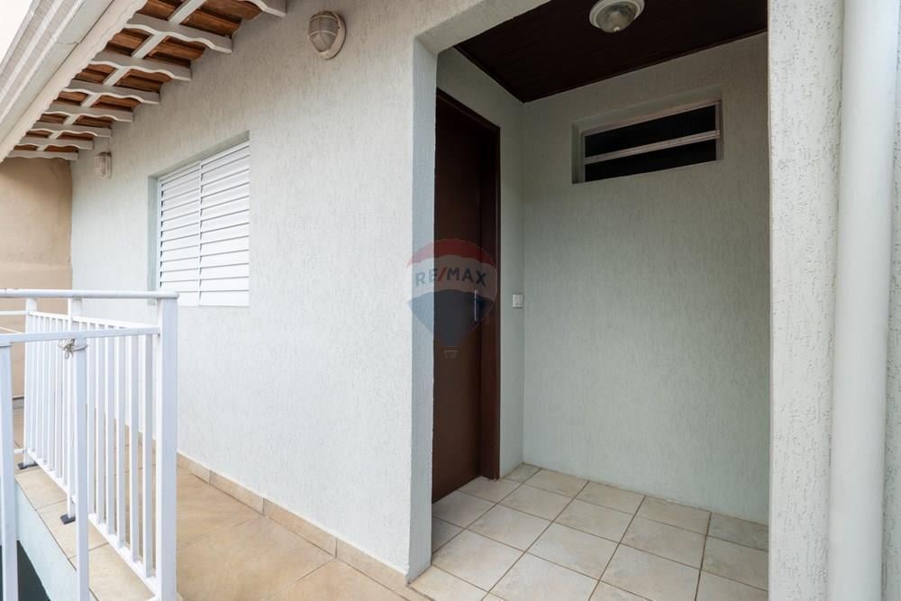 Casa à venda na Rua Heitor Penteado com 132m² 4 Quartos 1 Suíte na Edícula Potencial Comercial