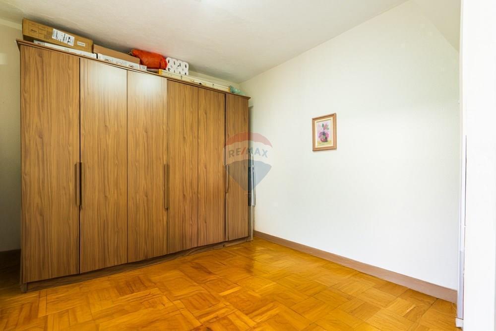 Casa à venda na Rua Heitor Penteado com 132m² 4 Quartos 1 Suíte na Edícula Potencial Comercial