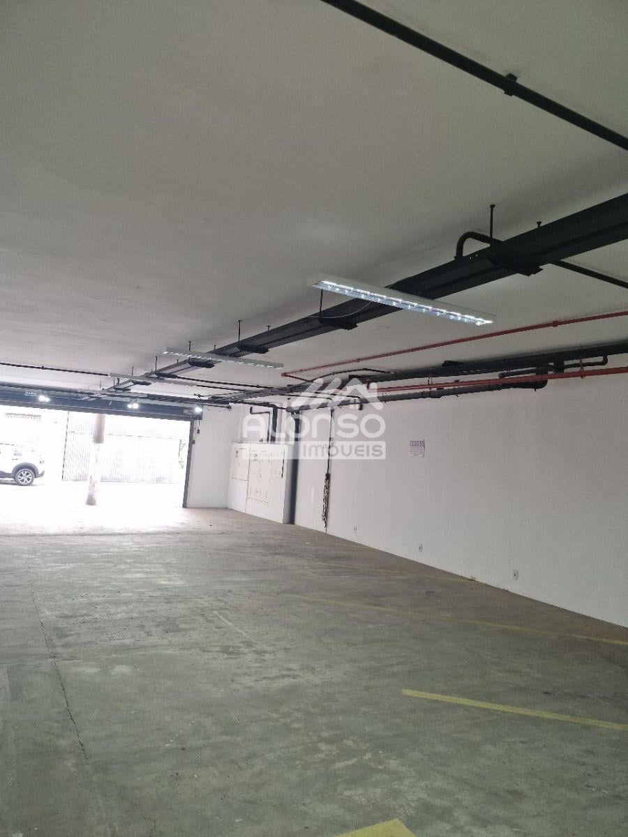 IMÓVEL COMERCIAL COM 3 PAVIMENTOS EM PINHEIROS