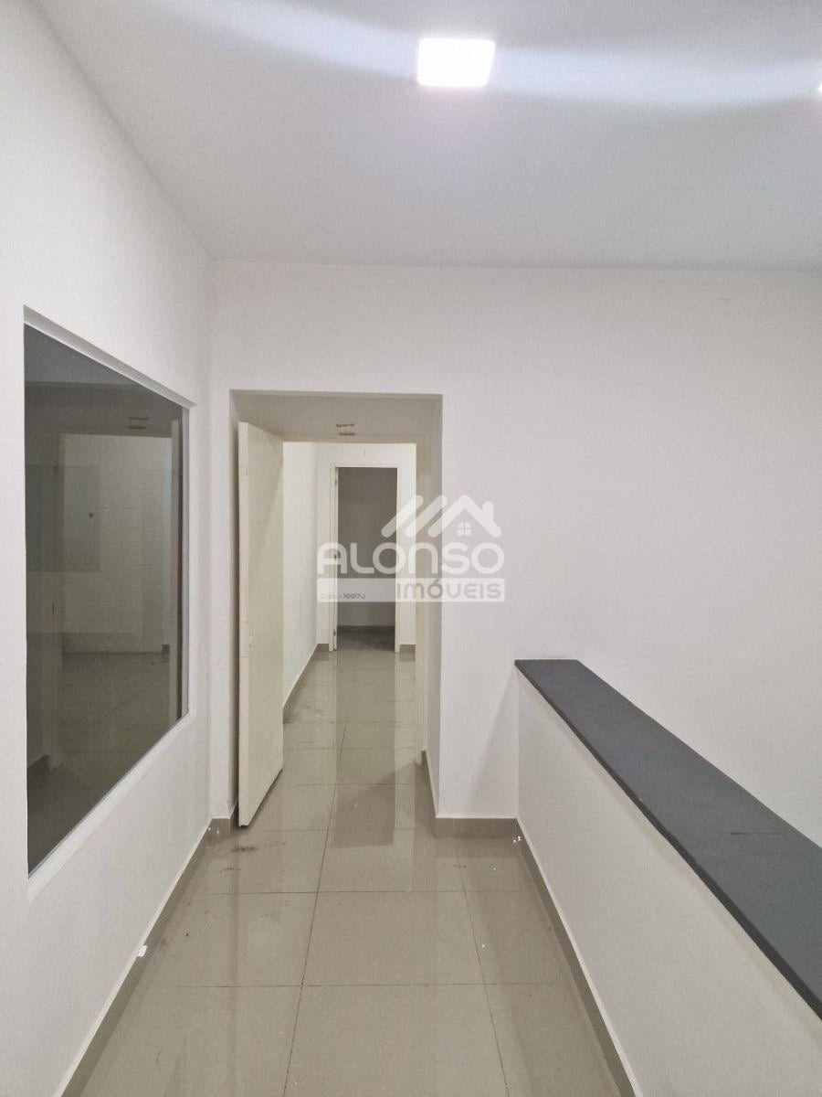 IMÓVEL COMERCIAL COM 3 PAVIMENTOS EM PINHEIROS