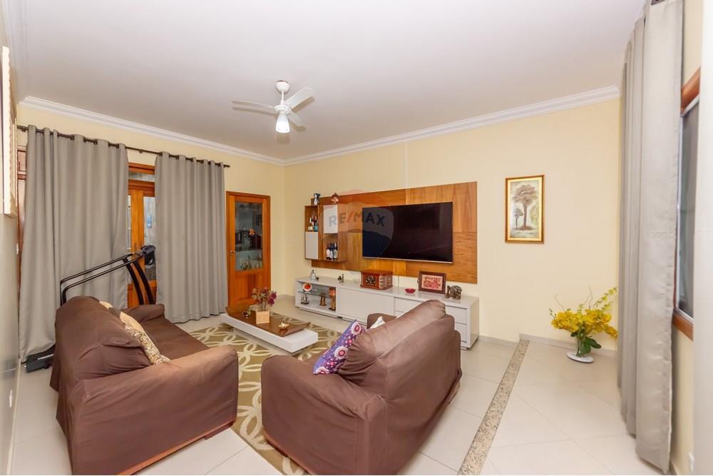 Oportunidade Única de Investimento na Vila Jaguara: Imóvel de Renda com 6 Unidades Independentes!
