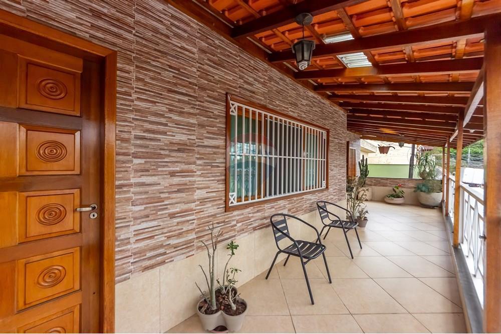 Oportunidade Única de Investimento na Vila Jaguara: Imóvel de Renda com 6 Unidades Independentes!