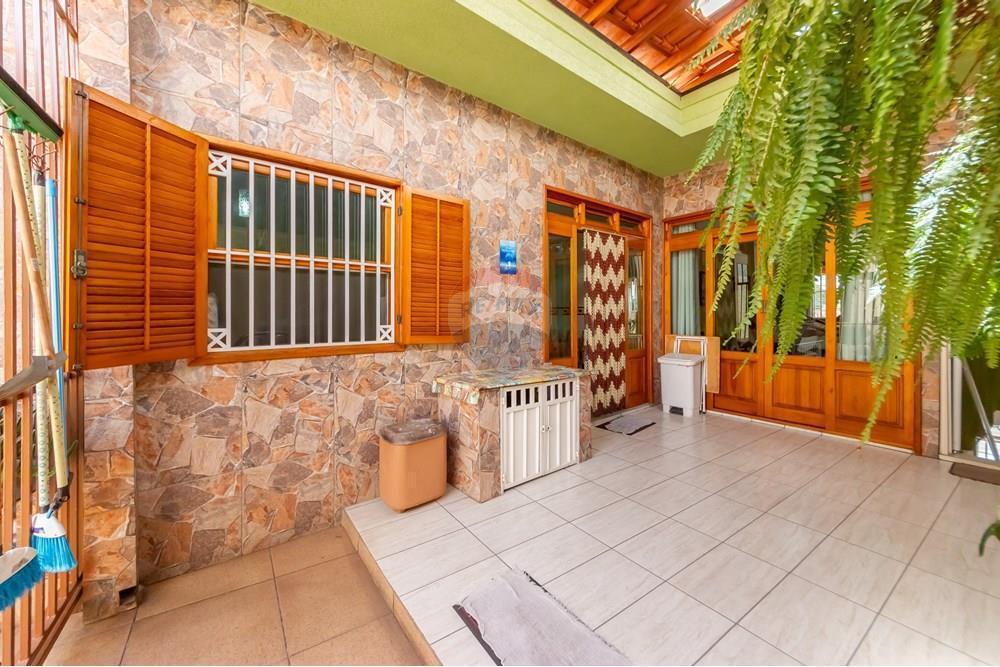 Oportunidade Única de Investimento na Vila Jaguara: Imóvel de Renda com 6 Unidades Independentes!