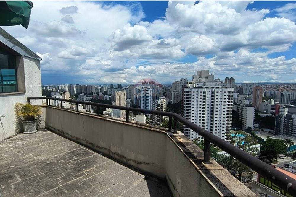 Excelente cobertura duplex para locação na Av Giovanni Gronch, 3 dormitórios sendo 1 suíte, sala de