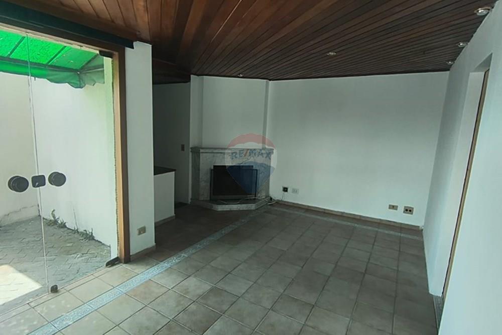 Excelente cobertura duplex para locação na Av Giovanni Gronch, 3 dormitórios sendo 1 suíte, sala de