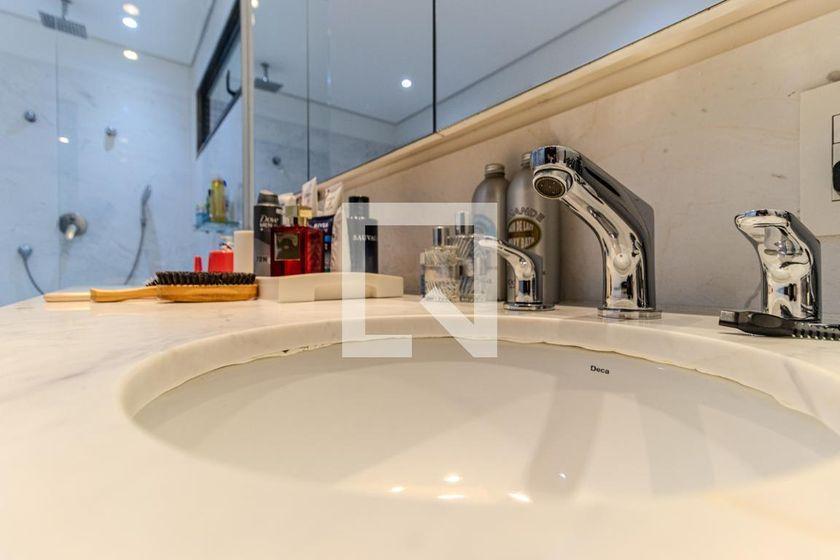 Apartamento à Venda – Higienópolis, 3 Quartos, 374 m² – São Paulo