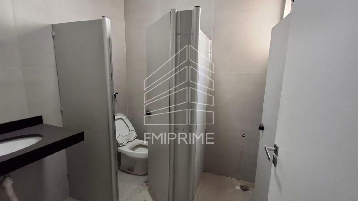 PRÉDIO COMERCIAL PARA ALUGAR NA LAPA, COM 1.200 M2 A.U , 20 VAGAS.
