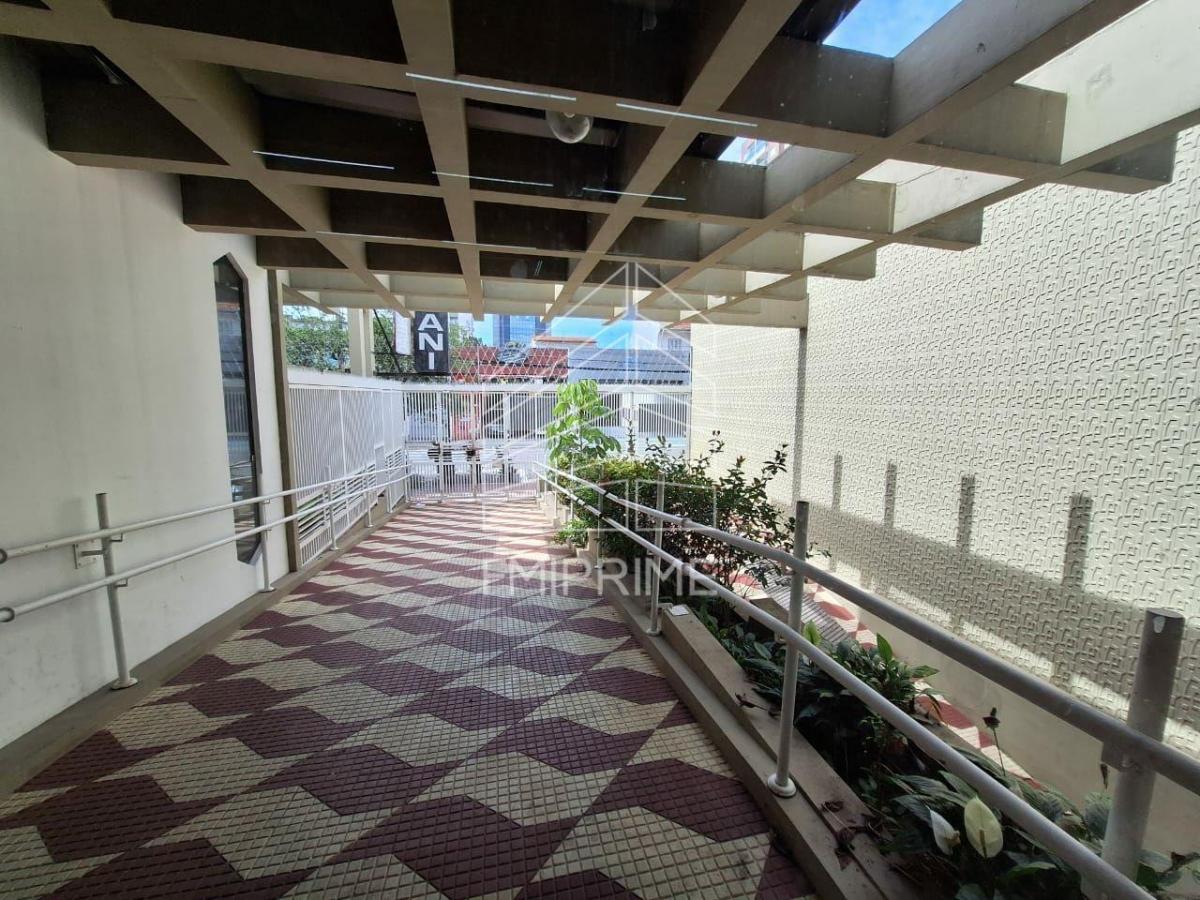 PRÉDIO COMERCIAL PARA ALUGAR NA LAPA, COM 1.200 M2 A.U , 20 VAGAS.