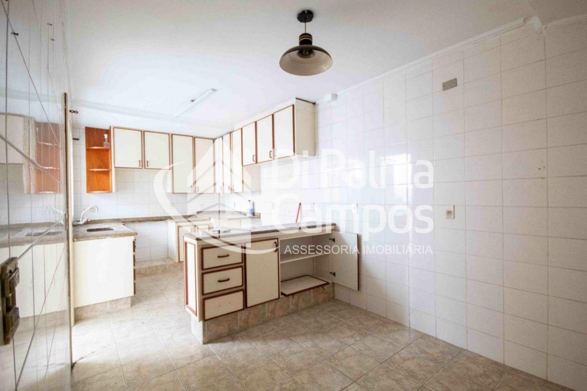 Casa residencial com 220m² para alugar no bairro do Ipiranga