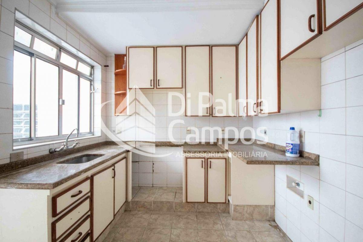 Casa residencial com 220m² para alugar no bairro do Ipiranga