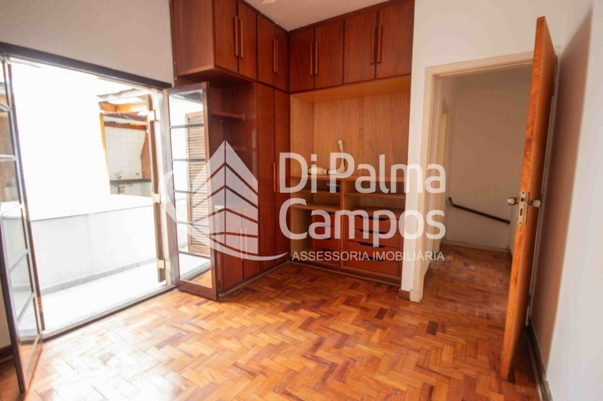Casa residencial com 220m² para alugar no bairro do Ipiranga