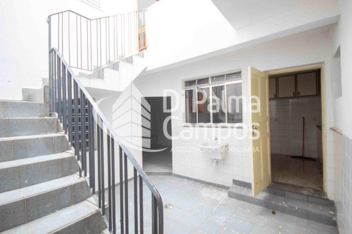 Casa residencial com 220m² para alugar no bairro do Ipiranga