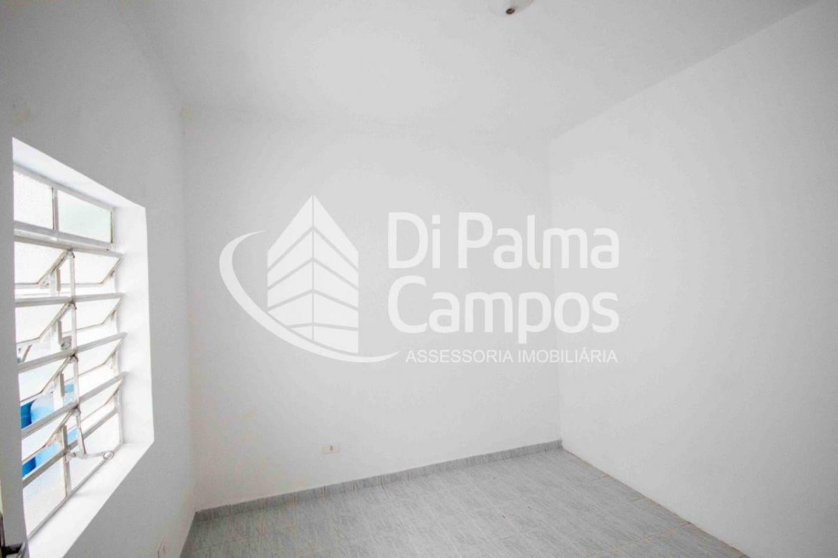Casa residencial com 220m² para alugar no bairro do Ipiranga