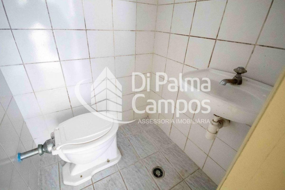 Casa residencial com 220m² para alugar no bairro do Ipiranga