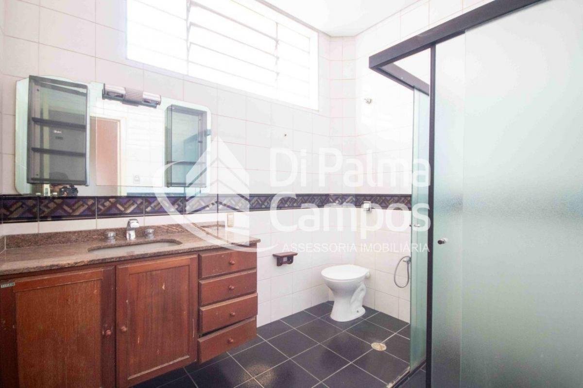 Casa residencial com 220m² para alugar no bairro do Ipiranga