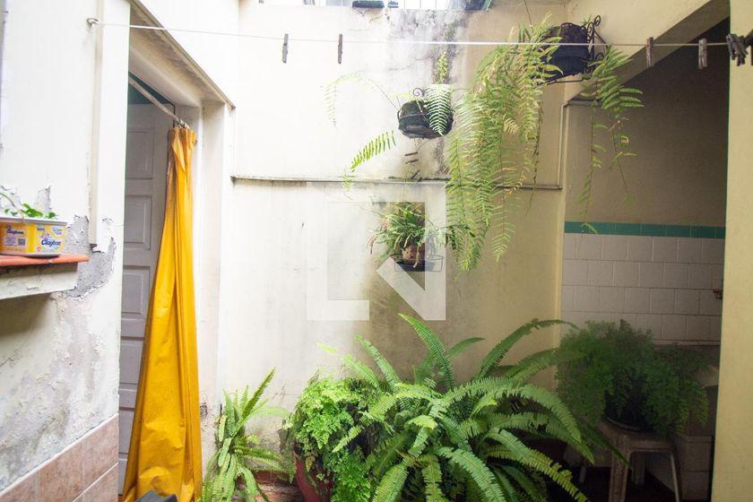 Casa à Venda – Chácara Santo Antonio, 2 Quartos, 85 m² – São Paulo