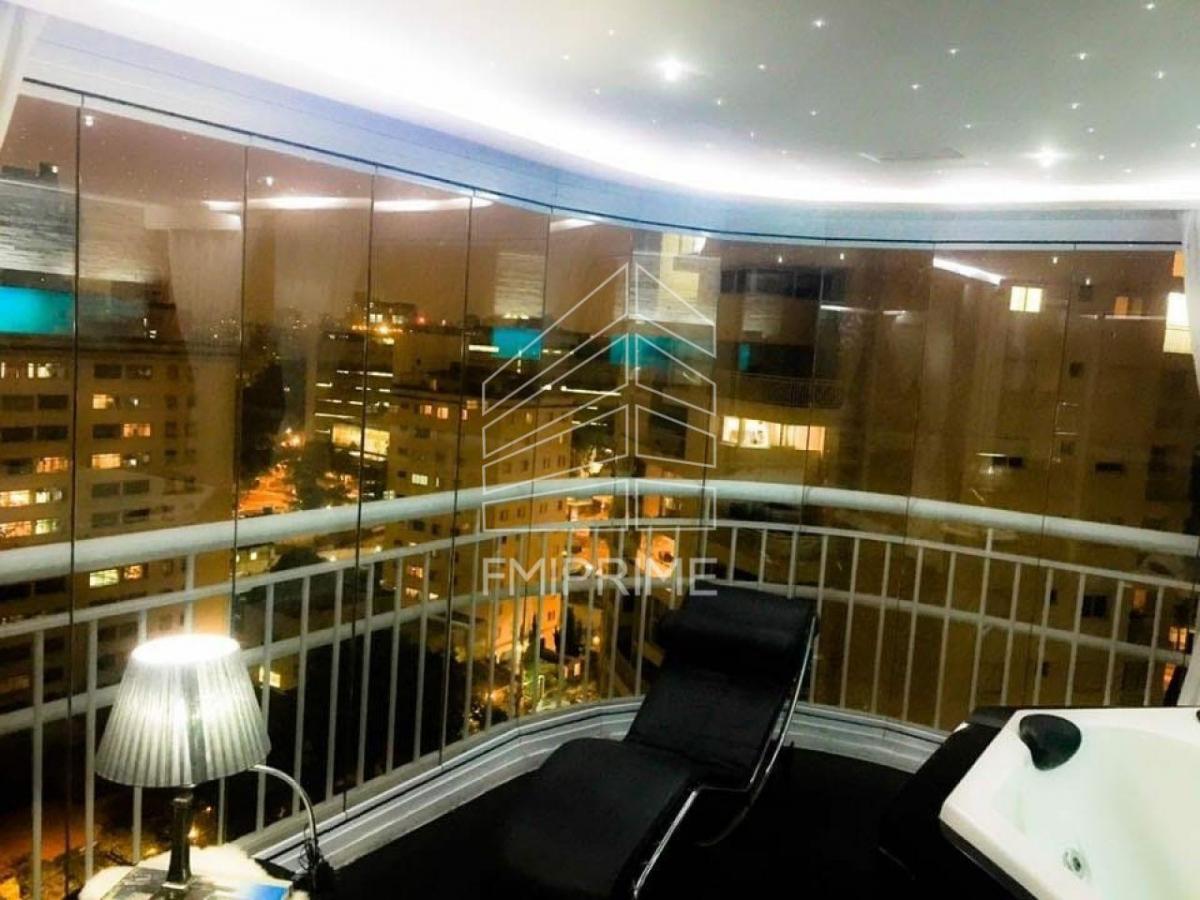 Exclusivo L?Officina para alugar e viver o melhor dos Jardins em grande estilo.