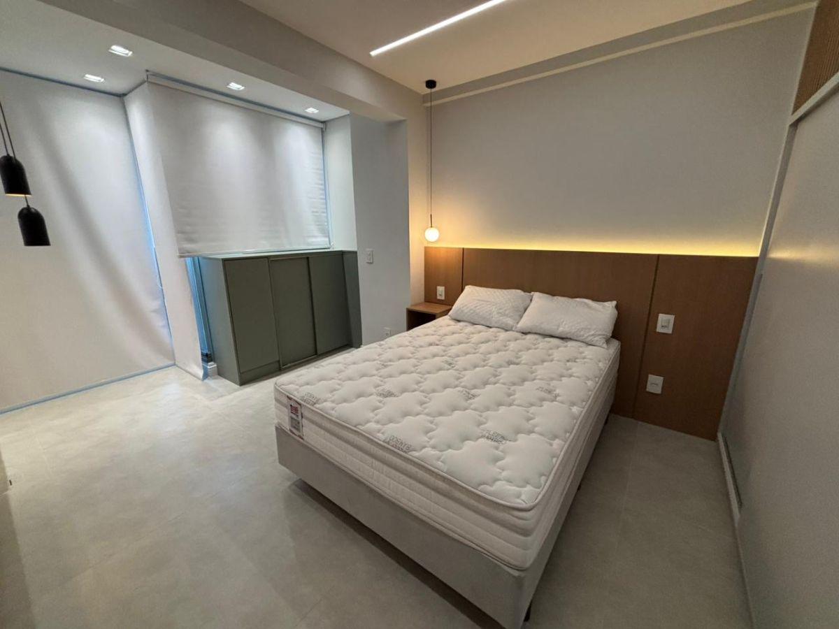 Studio na Vila Madalena, aluga, MOBILIADO, 27m² a passos da Estação do Metrô, São Paulo – SP