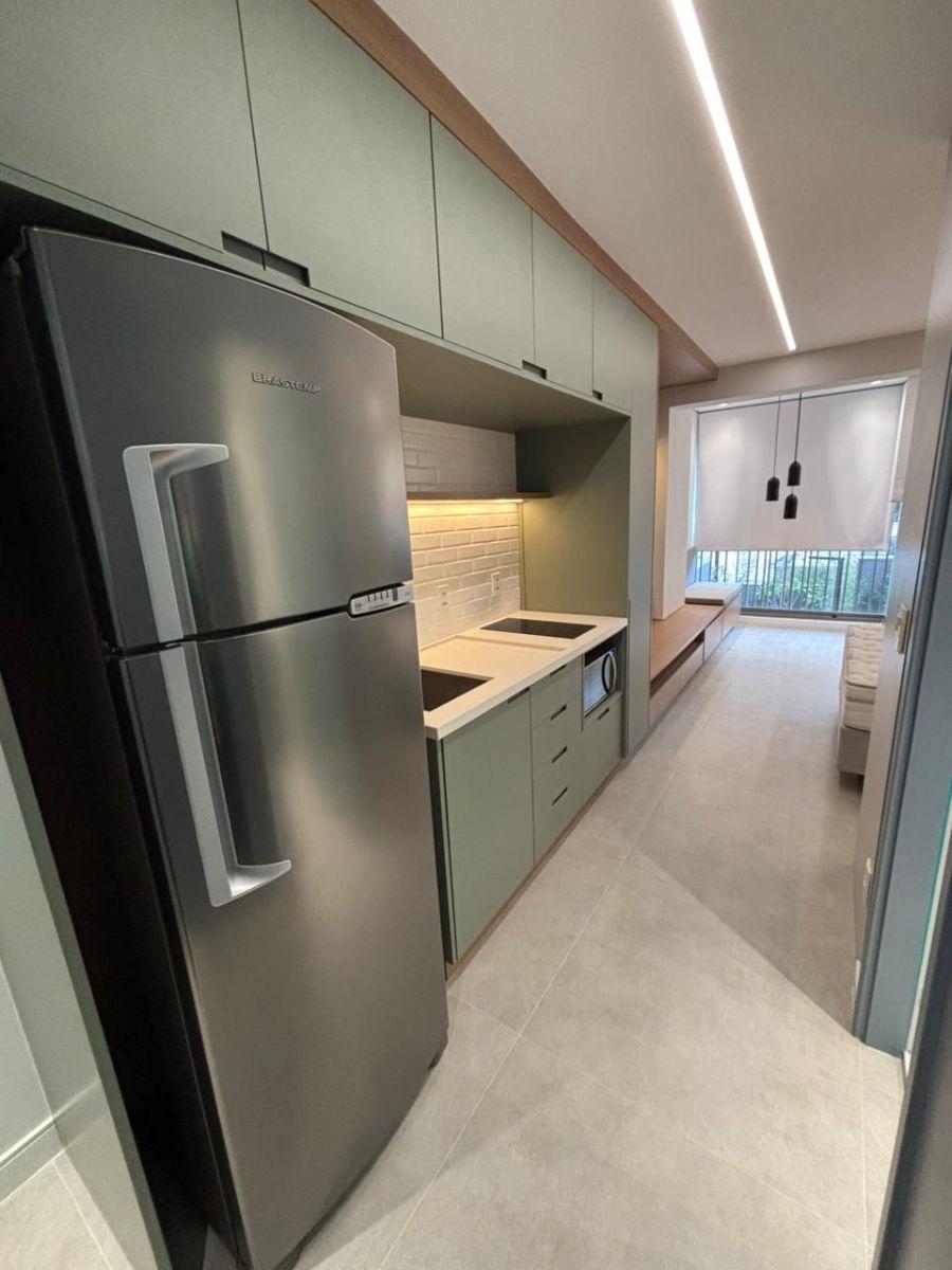 Studio na Vila Madalena, aluga, MOBILIADO, 27m² a passos da Estação do Metrô, São Paulo – SP