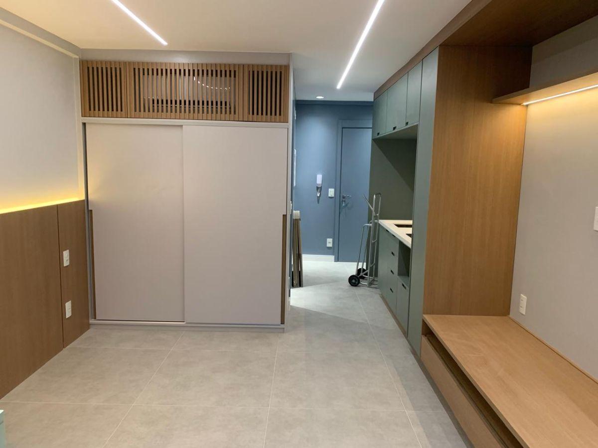 Studio na Vila Madalena, aluga, MOBILIADO, 27m² a passos da Estação do Metrô, São Paulo – SP