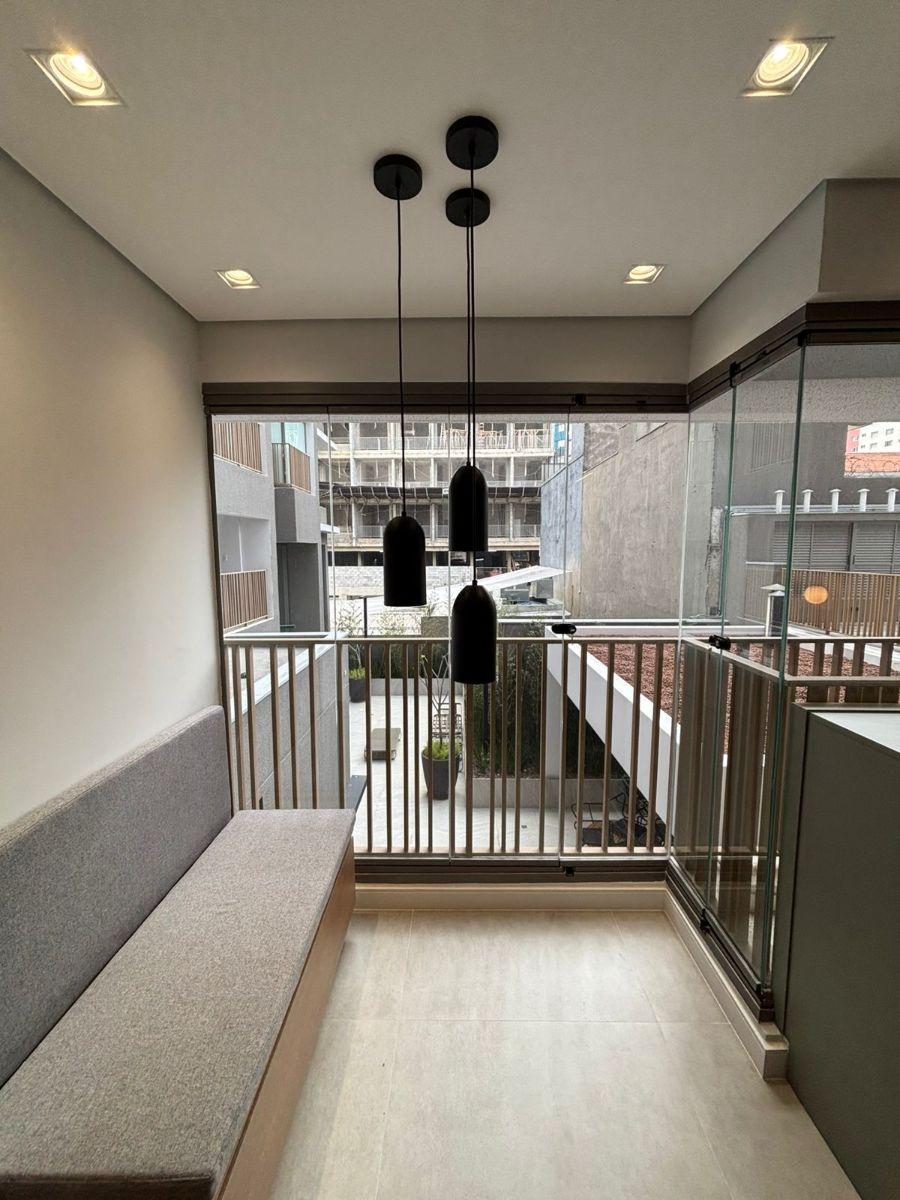 Studio na Vila Madalena, aluga, MOBILIADO, 27m² a passos da Estação do Metrô, São Paulo – SP
