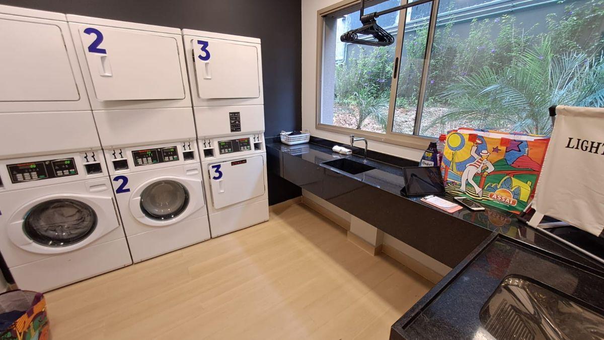 Studio na Vila Madalena, aluga, MOBILIADO, 27m² a passos da Estação do Metrô, São Paulo – SP