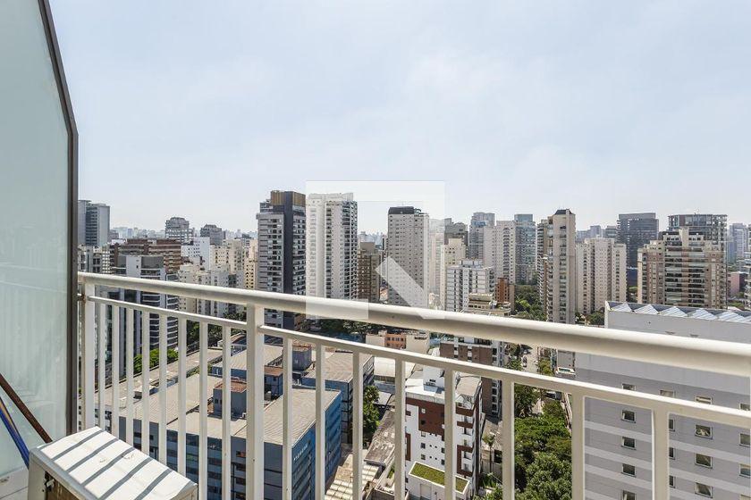 Casa à Venda – Vila Olímpia, 1 Quarto, 27 m² – São Paulo