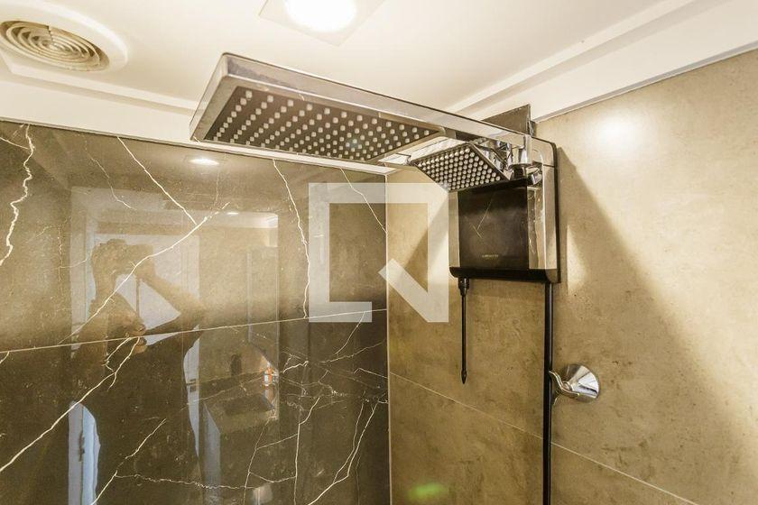 Casa à Venda – Vila Olímpia, 1 Quarto, 27 m² – São Paulo