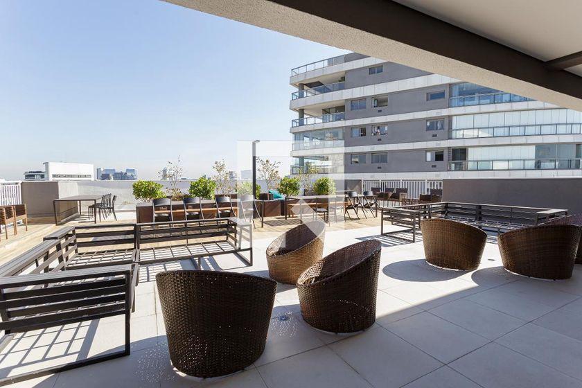 Casa à Venda – Vila Olímpia, 1 Quarto, 27 m² – São Paulo