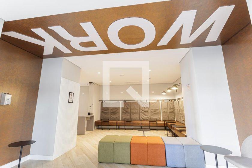 Casa à Venda – Vila Olímpia, 1 Quarto, 27 m² – São Paulo