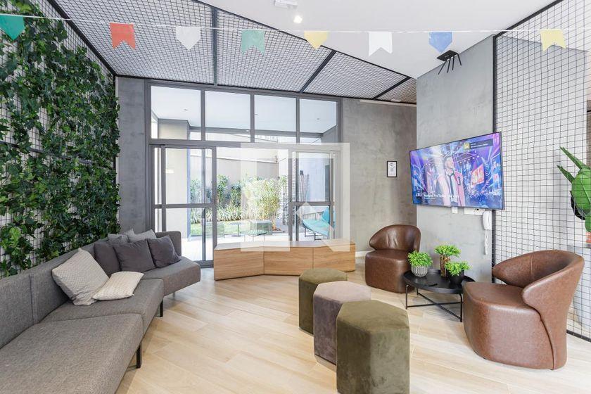 Casa à Venda – Vila Olímpia, 1 Quarto, 27 m² – São Paulo