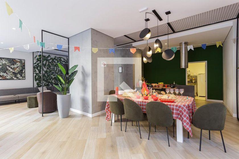 Casa à Venda – Vila Olímpia, 1 Quarto, 27 m² – São Paulo