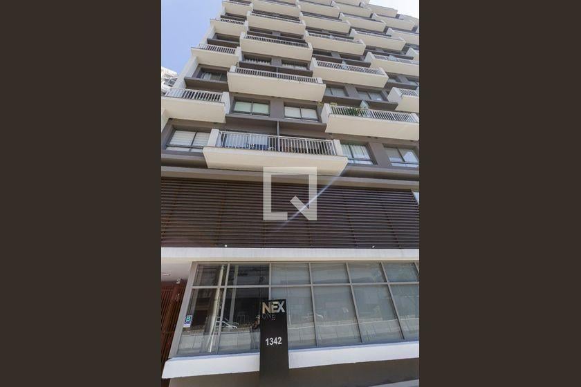 Casa à Venda – Vila Olímpia, 1 Quarto, 27 m² – São Paulo