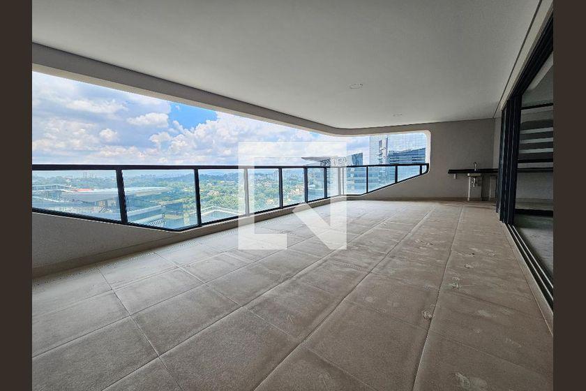 Apartamento à Venda – Chácara Santo Antonio, 3 Quartos, 227 m² – São Paulo