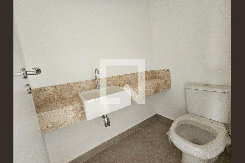Apartamento à Venda – Chácara Santo Antonio, 3 Quartos, 227 m² – São Paulo